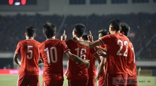 中卡交战史回顾 太多心酸难以忘怀 今夜我们但求心安|奥尼足球